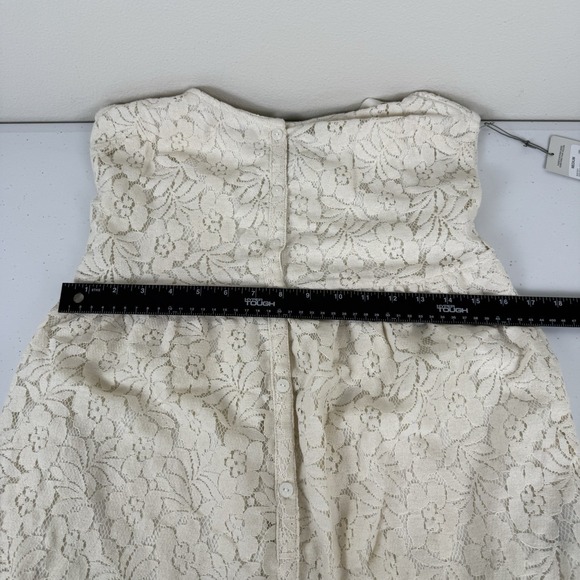 Volcom Women's Lace Dress size M/12 Cream Mini Floral Not So Classic NWT - Picture 6 of 12